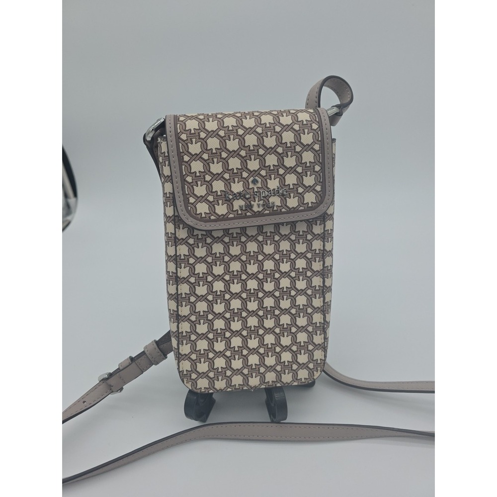 Kate Spade Crossbody Bag. Used But Very Good Condition Cream/brown Adjustable